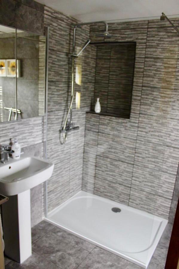 The Sun B&B Rooms Winforton Buitenkant foto